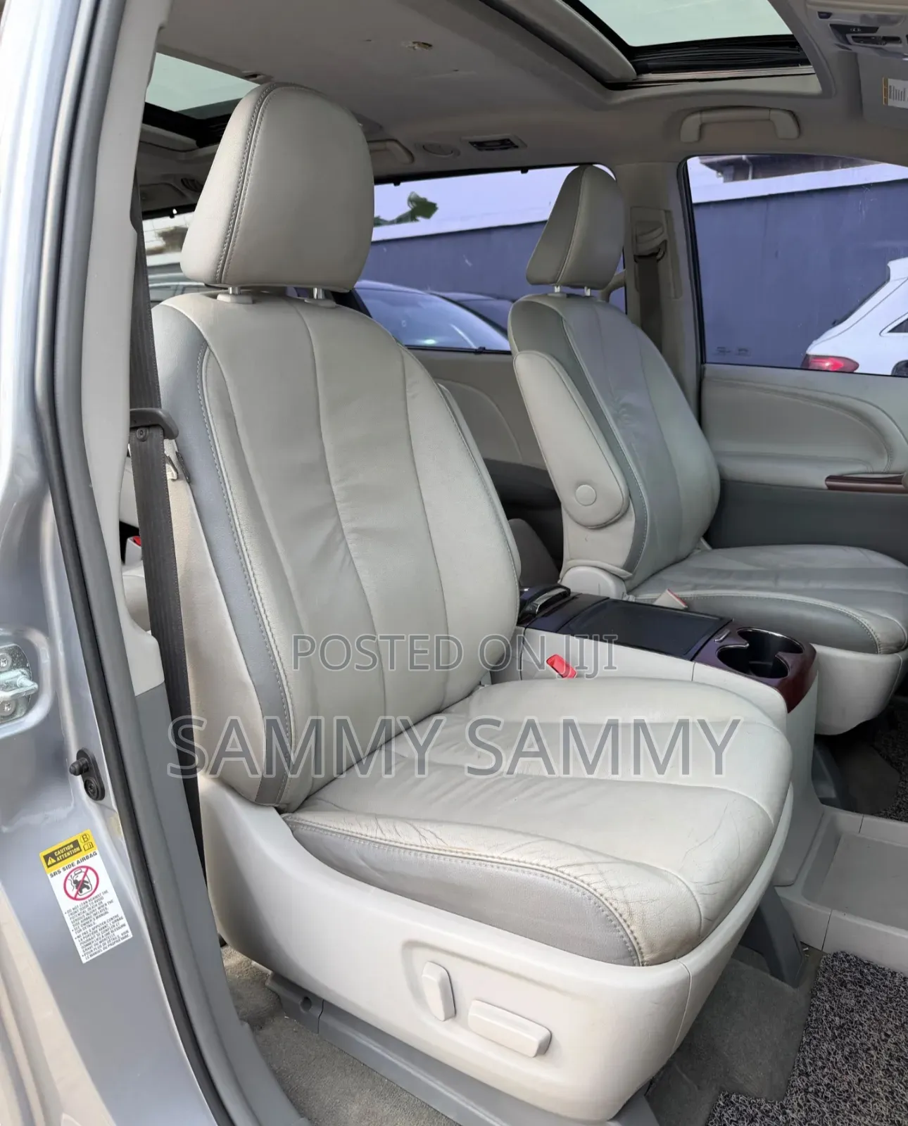 Toyota Sienna 2013 Blue
