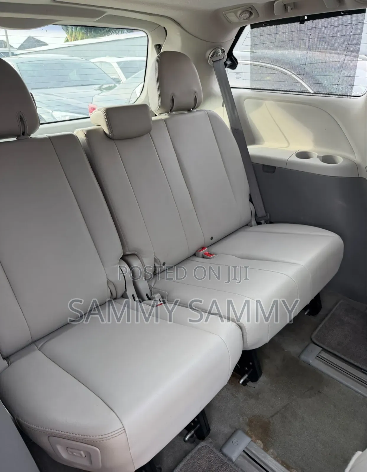 Toyota Sienna 2013 Blue
