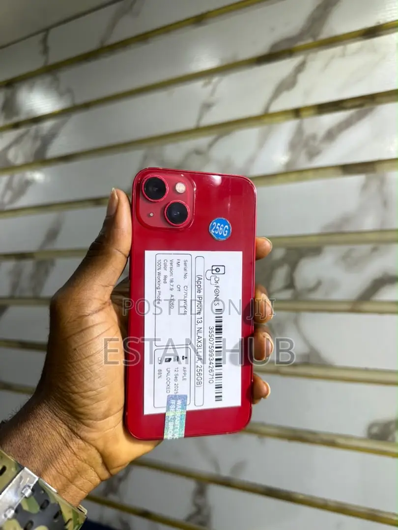 Apple iPhone 13 128 GB Red