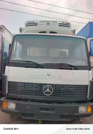 Mercedes 1117 Cooling Van Diesel Engine/ 6 Tires 8 Boat