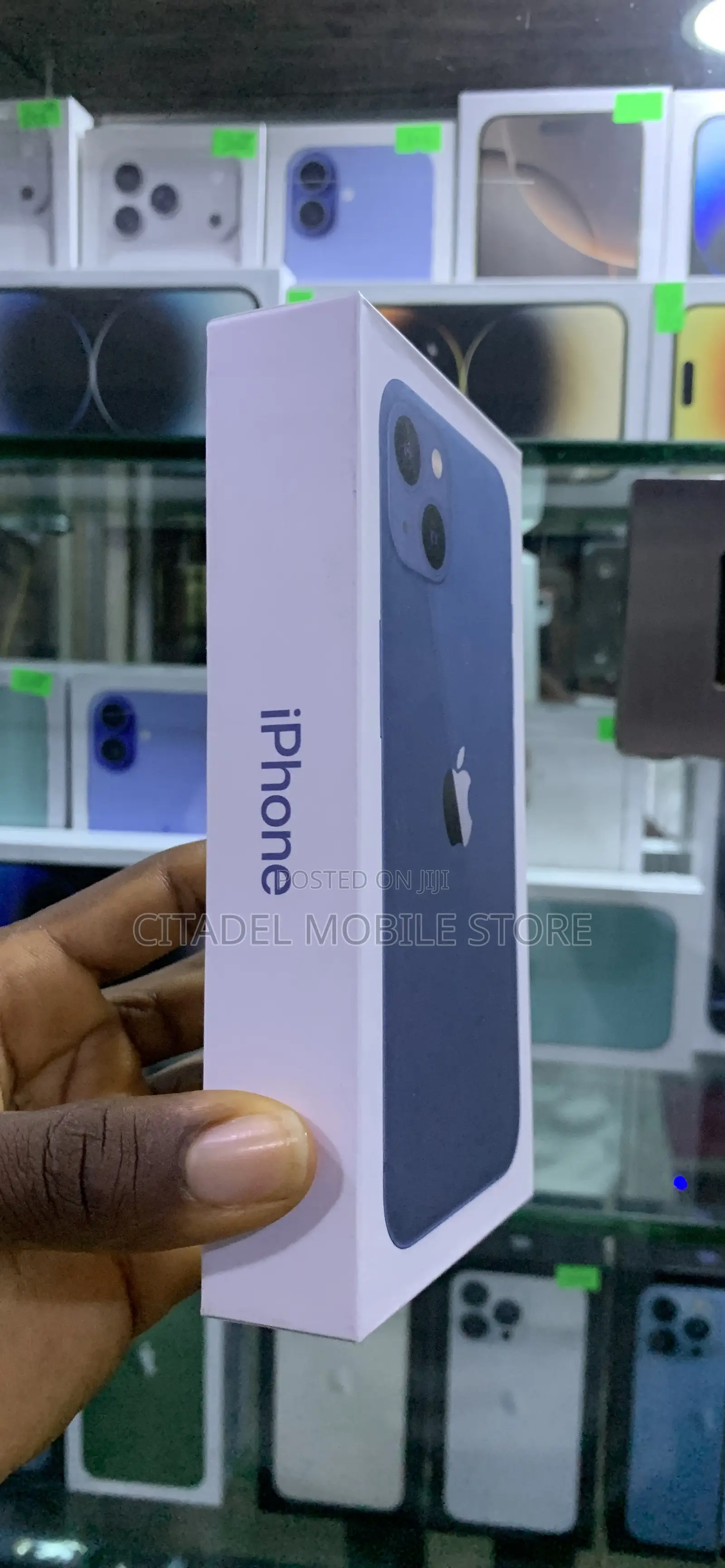New Apple iPhone 13 128 GB Blue