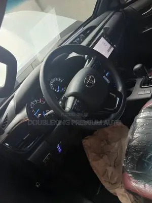 New Toyota Hilux 2025 Black