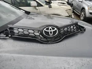 Front Gray Corolla I M 2018