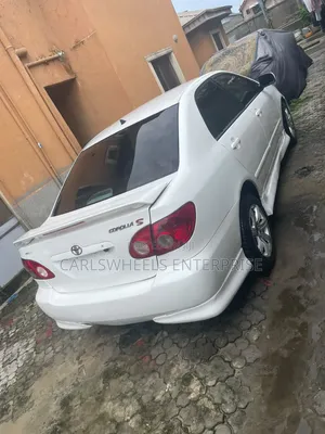Toyota Corolla 2005 White