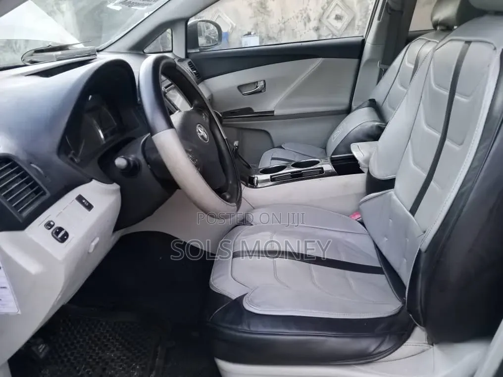 Toyota Venza 2013 Silver