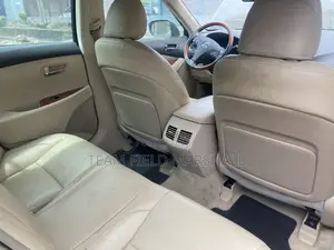 Mercedes-Benz E350 Base 4dr Sedan RWD (3.5L 6cyl 7A) 2011 Red