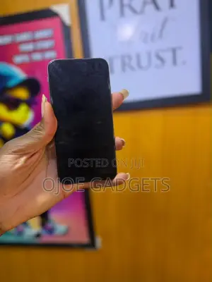 Apple iPhone XR 256 GB Red