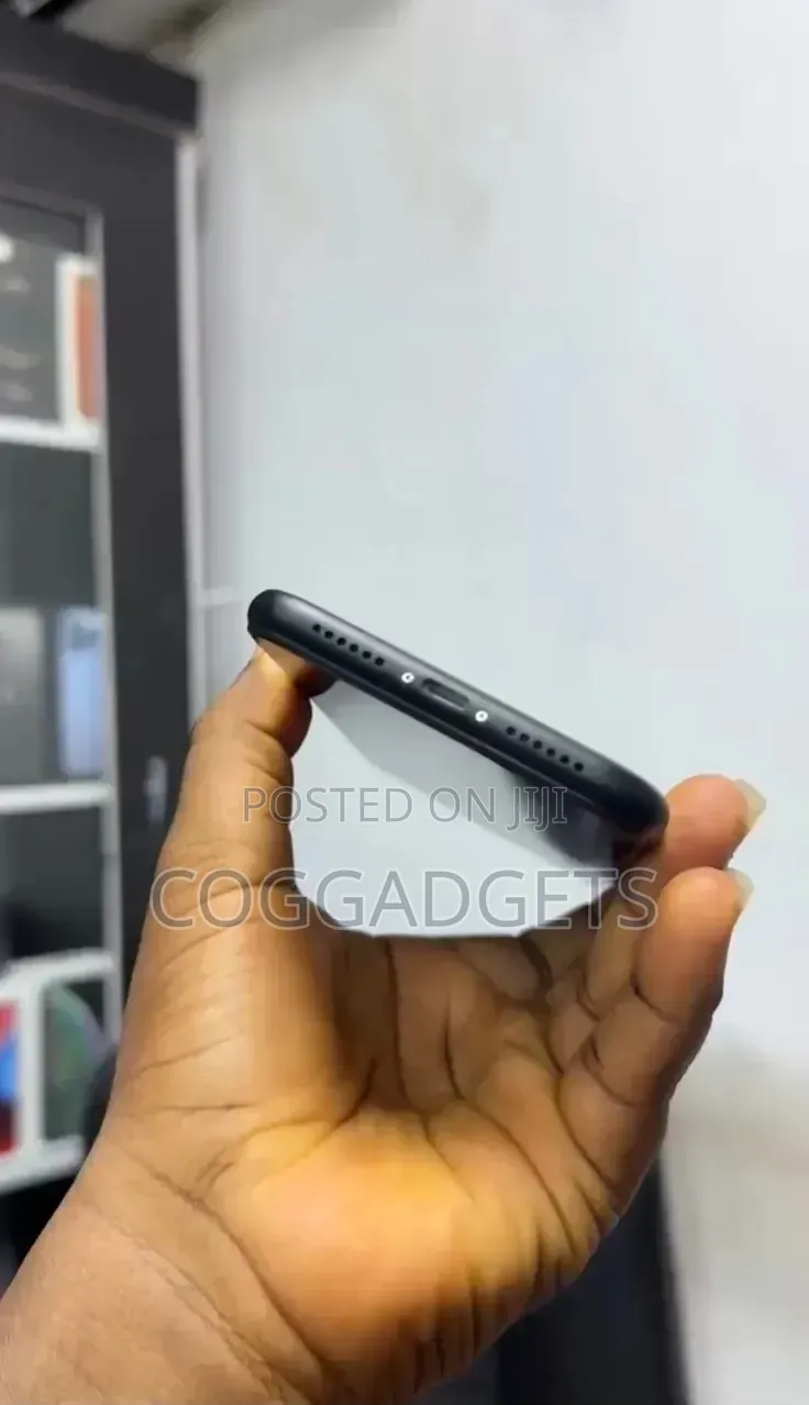 Apple iPhone XR 128 GB Black