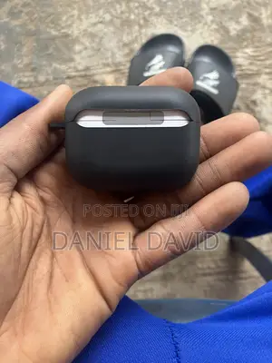 Apple Earbuds