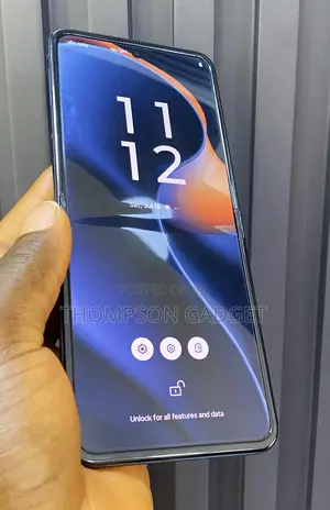 Motorola Razr 2025 256 GB Blue