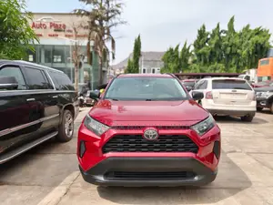 Toyota RAV4 LE FWD 2019 Red