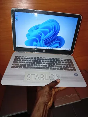 Laptop HP Pavilion X2 10 8GB Intel Core i5 SSD 256GB