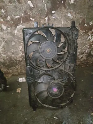 Clean Tokunbo Complete Radiator Fan Assembly for Chevrolet Equinox