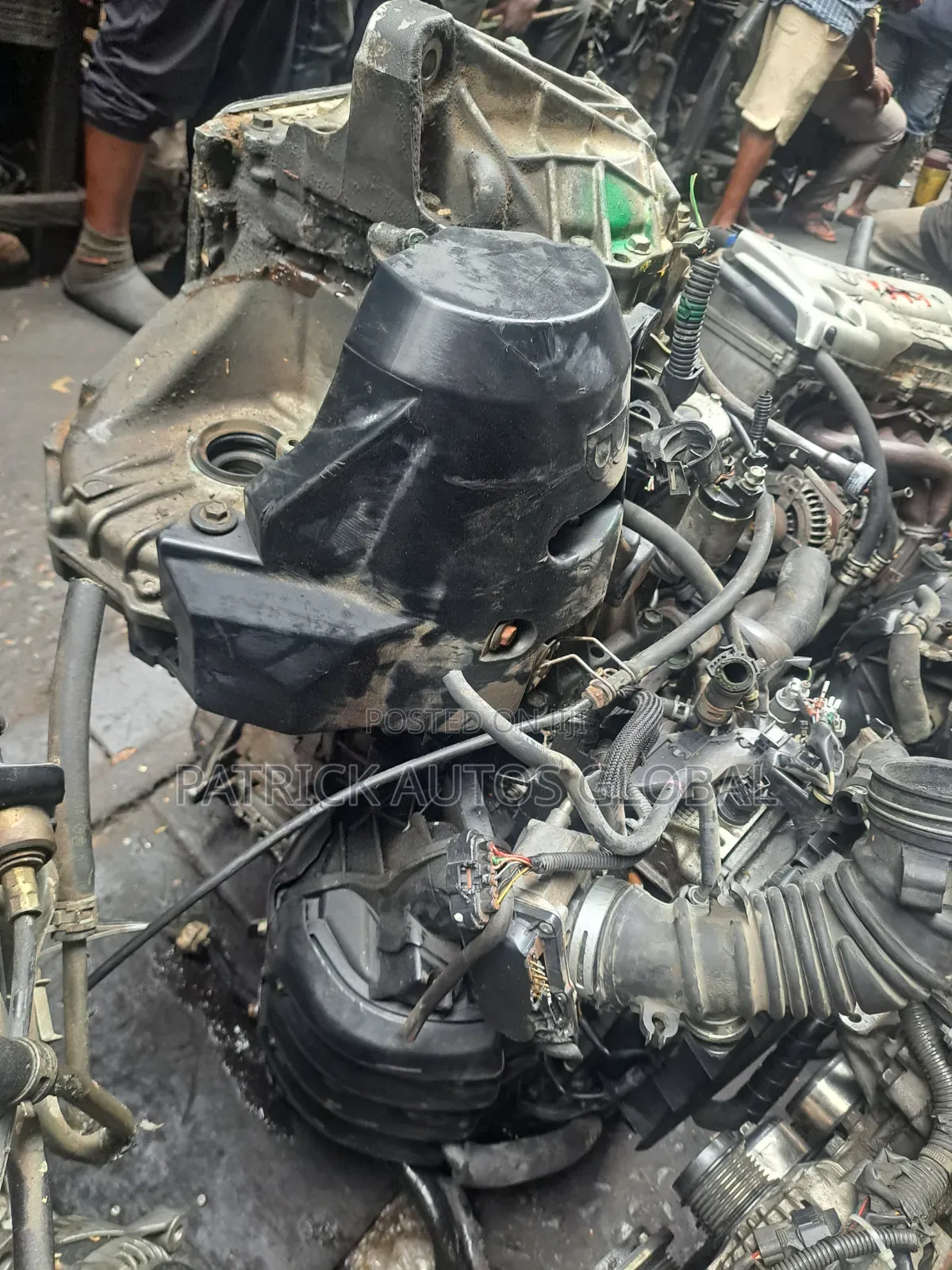 2AZ Engine and Gearbox