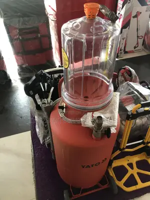 YATO YT-07190 Pneumatic Oil Drainer and Extractor