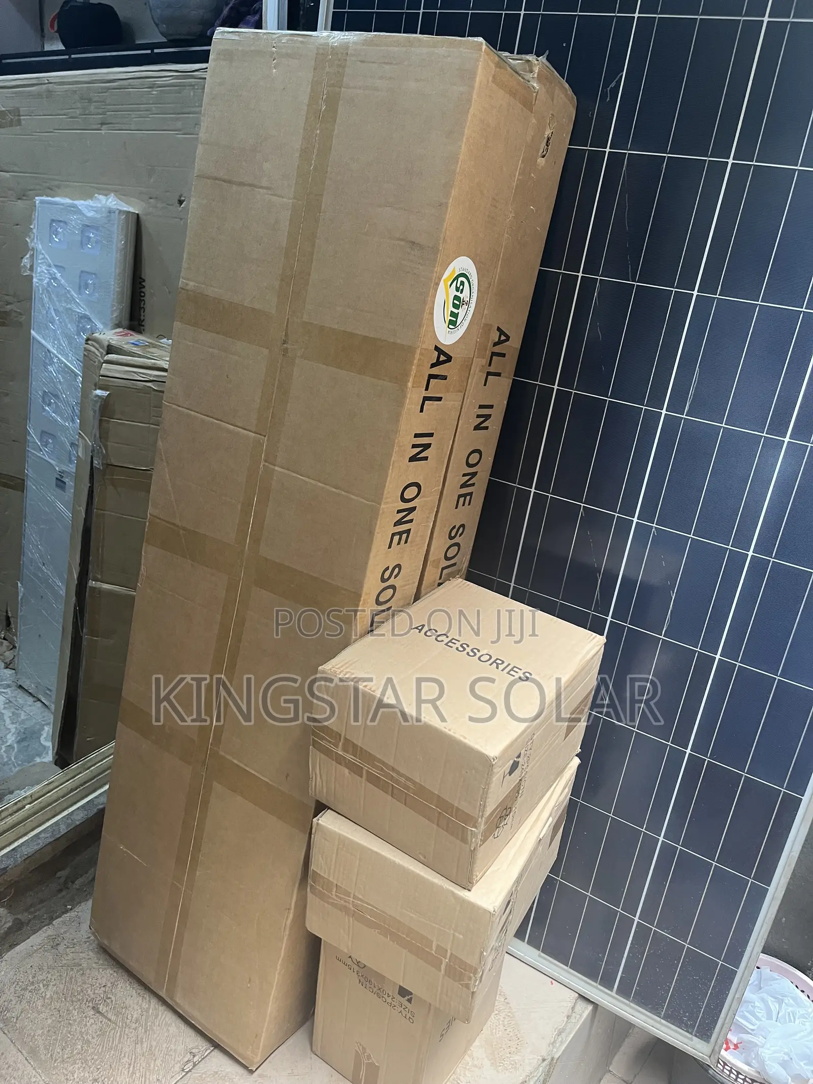 Wakatek 100W All-in-One Solar Street Light