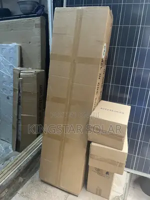 Wakatek 100W All-in-One Solar Street Light