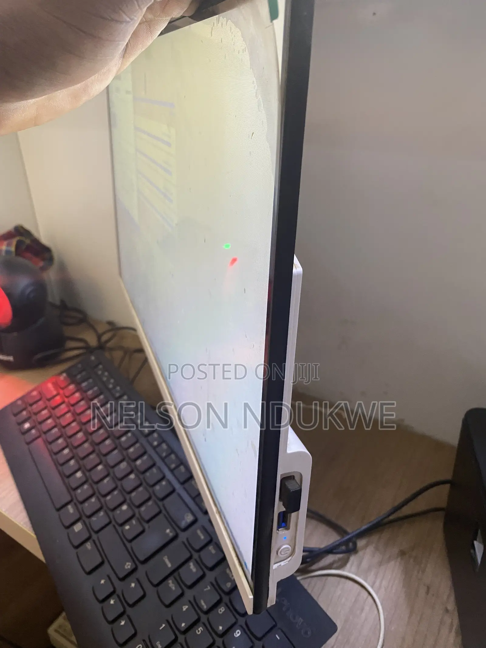 Desktop Computer HP AiO 22 16GB Intel Core i7 SSD 256GB