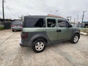 Honda Element LX Automatic 2005 Green