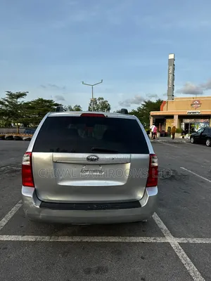 Kia Sedona 2006 Silver
