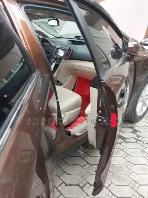 Toyota Venza 2010
