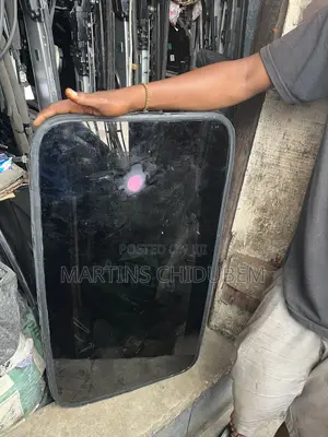 Roofglass for Corolla 2010