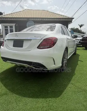 Mercedes-Benz C400 2016 White