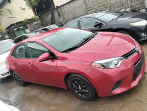 Toyota Corolla 2015 Red