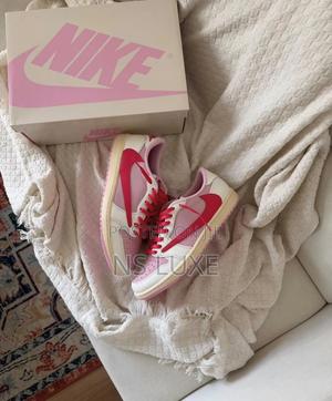 *Travis Scott X Air Jordan 1 Low “ Tropical Pink”