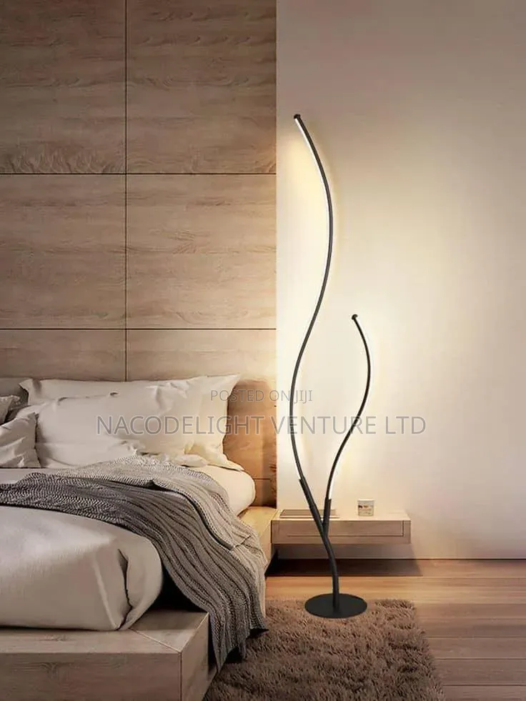 Elegant Wave Design LED Floor Lamp