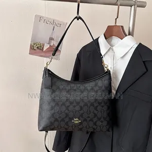 Quality Leather Patterned Crossbody Handbag With Adjustable Strap