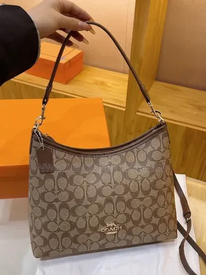 Quality Leather Patterned Crossbody Handbag With Adjustable Strap