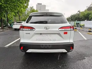 Toyota Corolla 2024 White