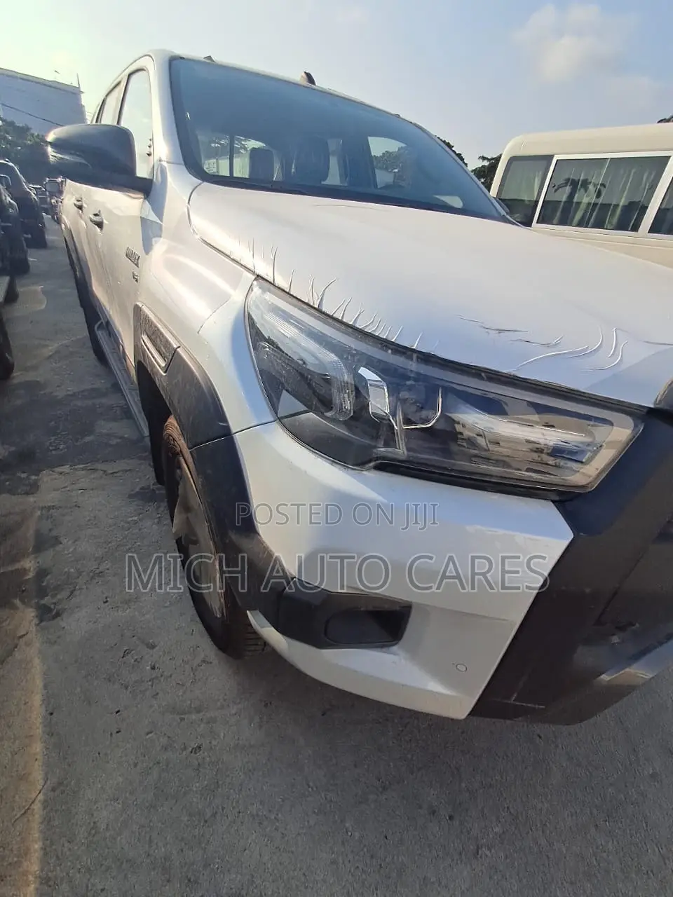 New Toyota Hilux 2025 White