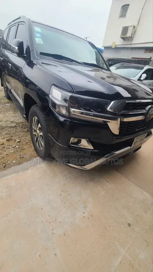 Toyota Land Cruiser 2011 Black