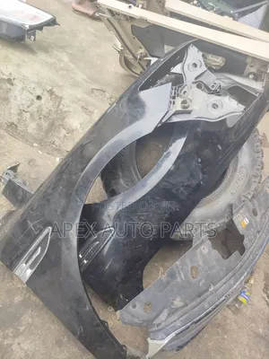 Clean Tokunbo Front Fender for Ford Taurus