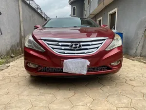 Hyundai Sonata 2012 Red