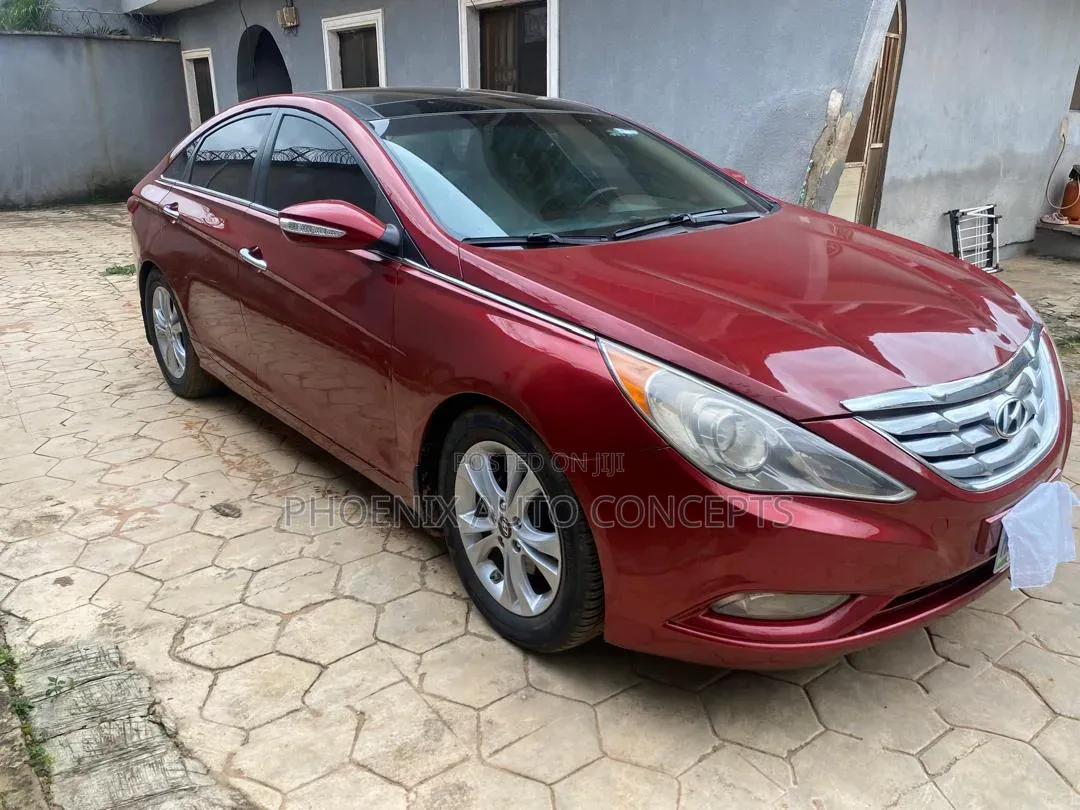 Hyundai Sonata 2012 Red