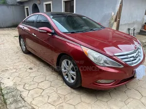 Hyundai Sonata 2012 Red