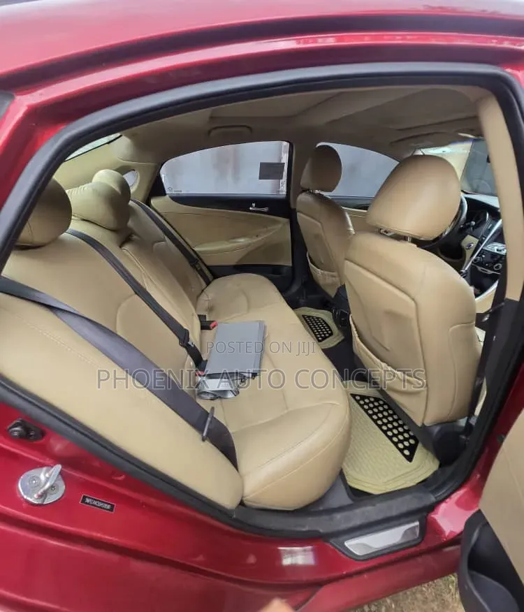 Hyundai Sonata 2012 Red