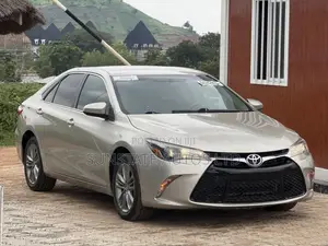 Toyota Camry 2015 Gold