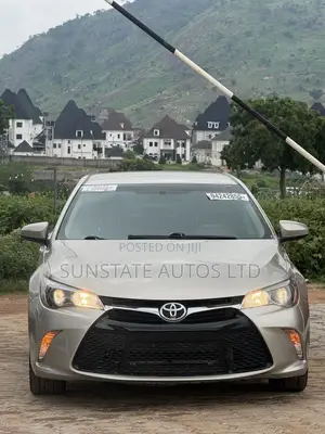 Toyota Camry 2015 Gold