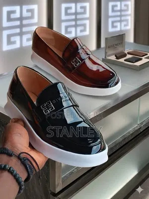 Luxurywears Foundation