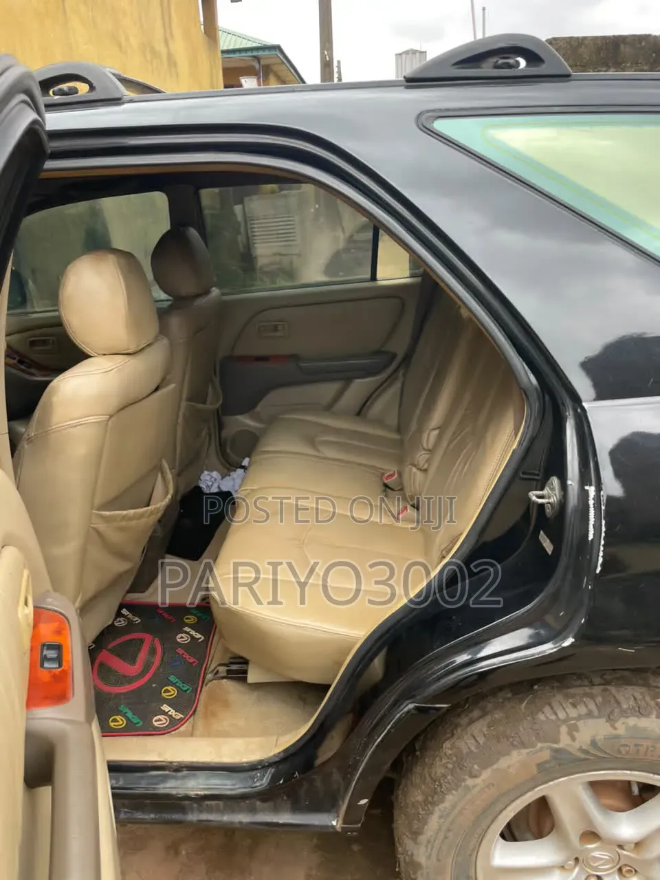 Lexus RX 2000 Black