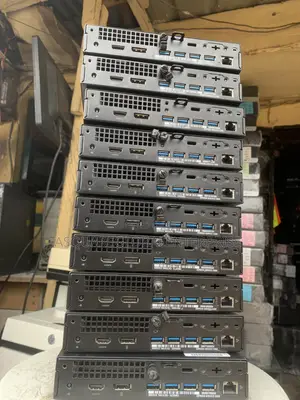 Desktop Computer Dell OptiPlex 7050 SFF 8GB Intel Core i5 SSD 256GB