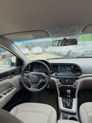 Hyundai Elantra 2017 White