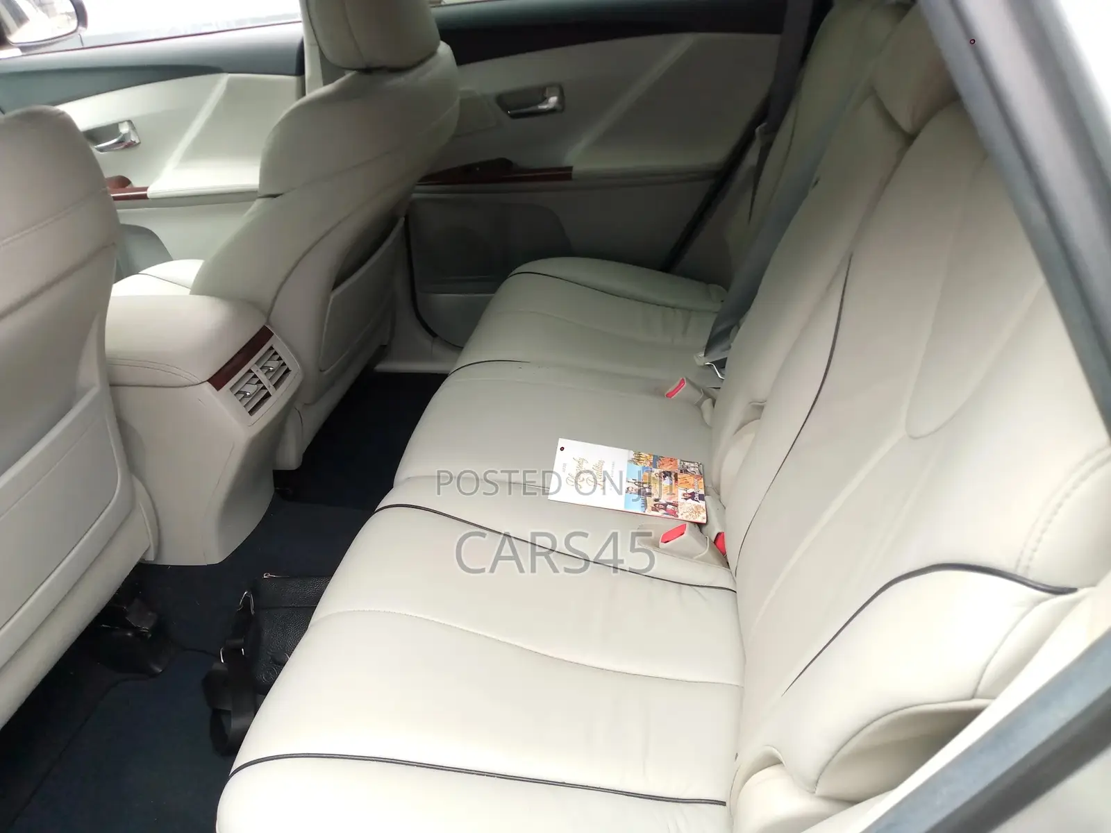 Toyota Venza 2012 Silver