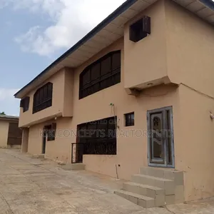 4bdrm Block of Flats in Olubadan Estate, Ibadan for sale