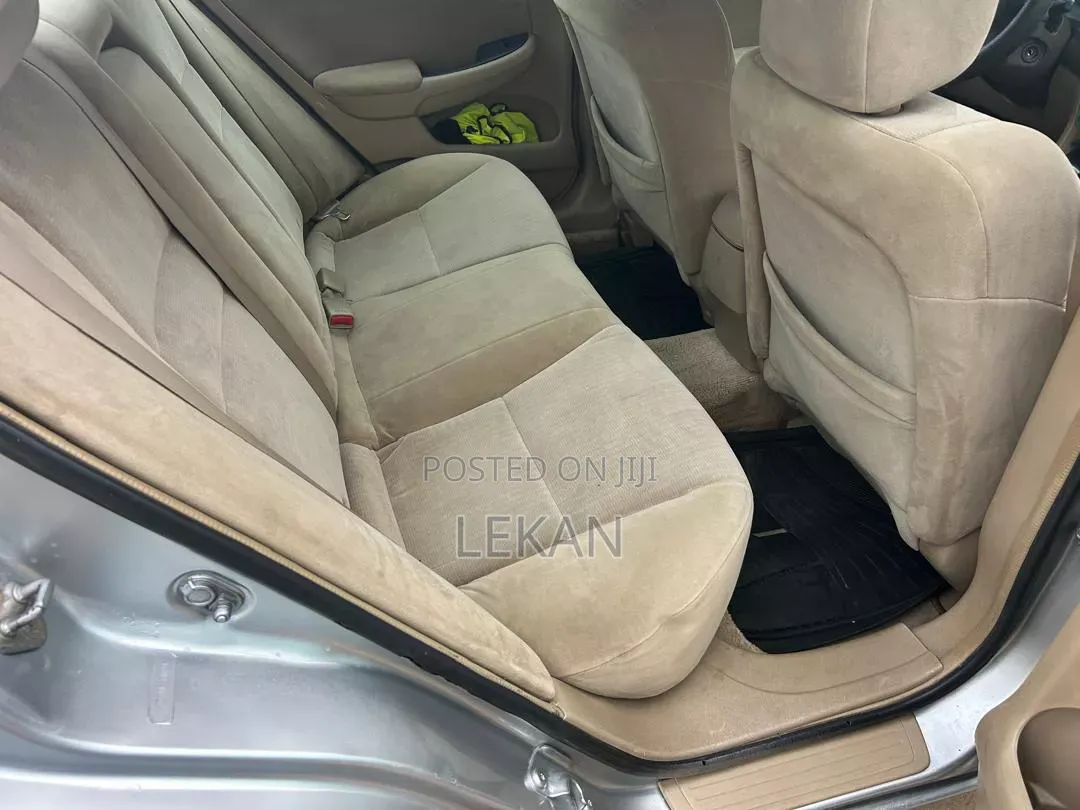 Honda Accord 2005 Silver