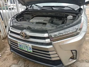 Toyota Highlander 2014 Silver